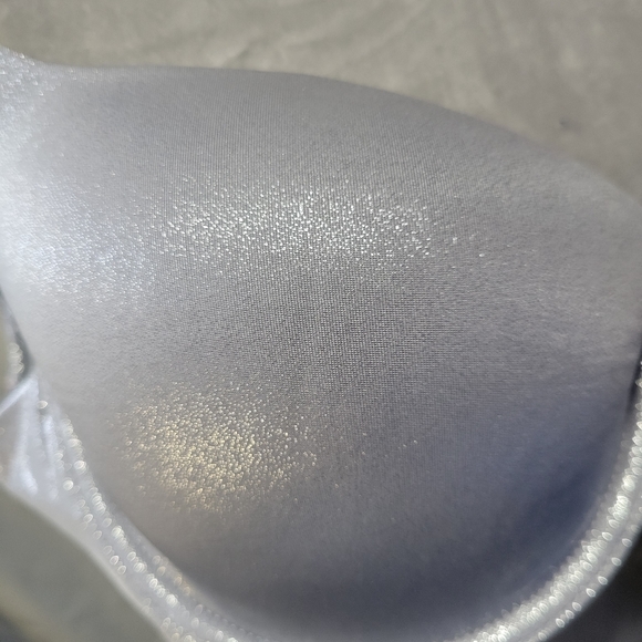 Victoria's Secret Silver Sparkle Demi Bra with fully adjustable straps 36C - Picture 5 of 5